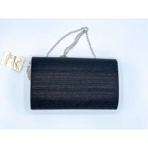 22cm x 13cm x 5,5cm ZWART