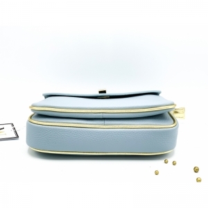 SALLY LICHT BLAUW