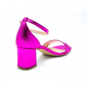 FABIENNE FUXIA FUXIA