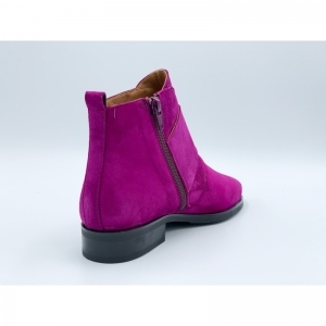 VELVET FUSHIA