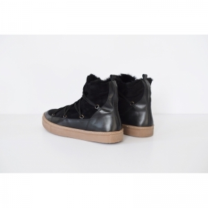 SNOWBOOT CARLIEN ZWART