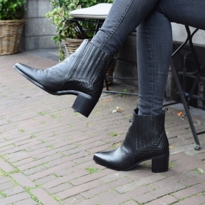 MAARTJE BLACK ZWART
