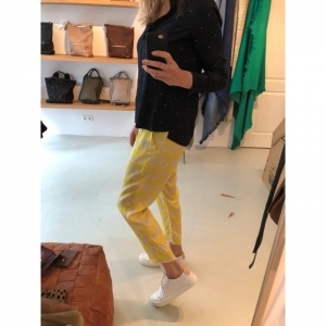 PIPPA WHITE WIT