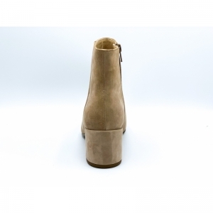 8-134102 DAYDREAM TAUPE