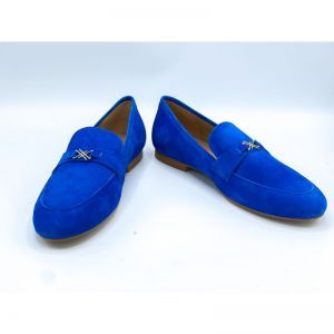 ETHAN BLUE