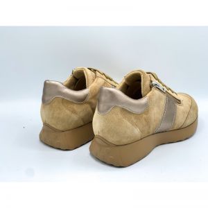 255756 CAMEL